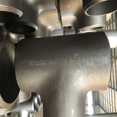 Thiết bị đường ống Tee ngang bằng ASTM A234 WPB Butt hàn giảm Tee tùy chỉnh
